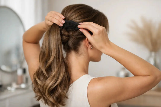 Hur gör man hästsvans med ponytail clip-in?